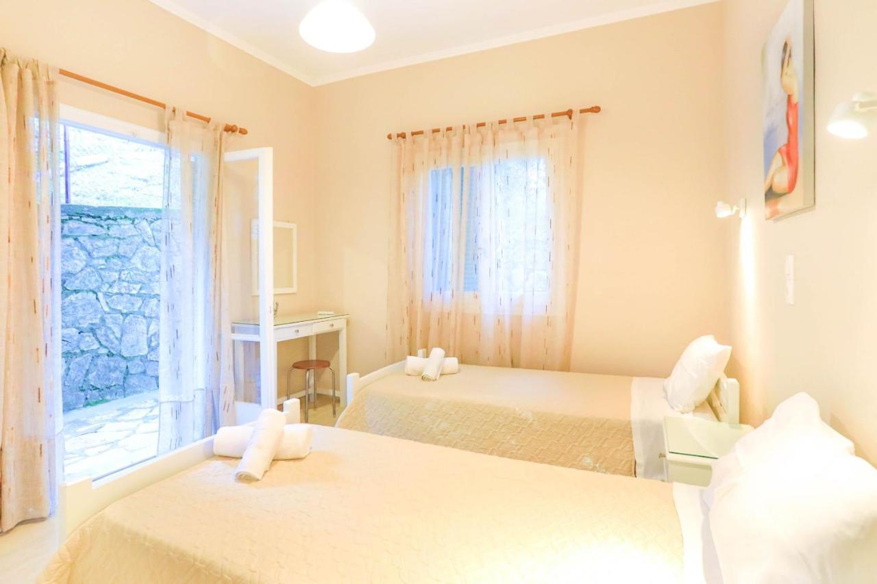 Villa Kiki Agios Spyridon  外观 照片